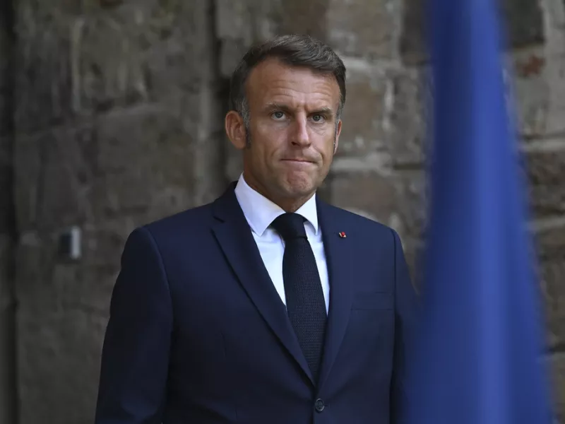 MAKRON- NADIR- DHMOTIKOTHTA